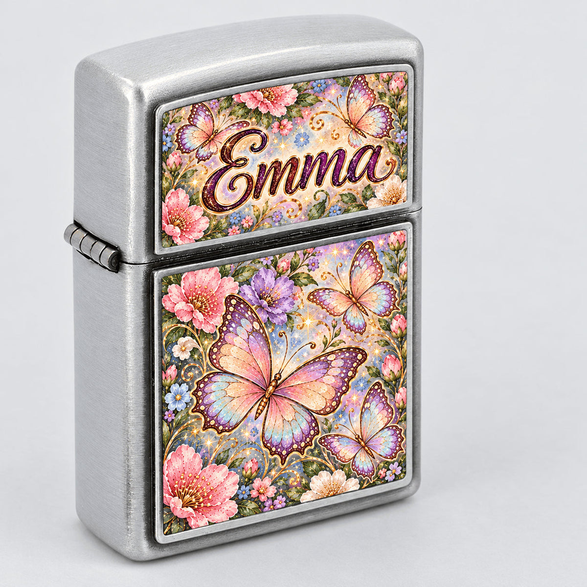Briquet à essence personnalisé prénom Emma, design papillons colorés et fleurs roses et violettes, argent brossé