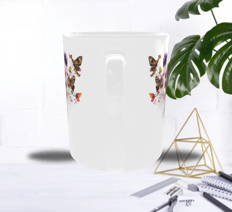 Mug Papillon Floréal – Papillon Éclatant Composé de Fleurs et d’Ailes Colorées Sublimation Store