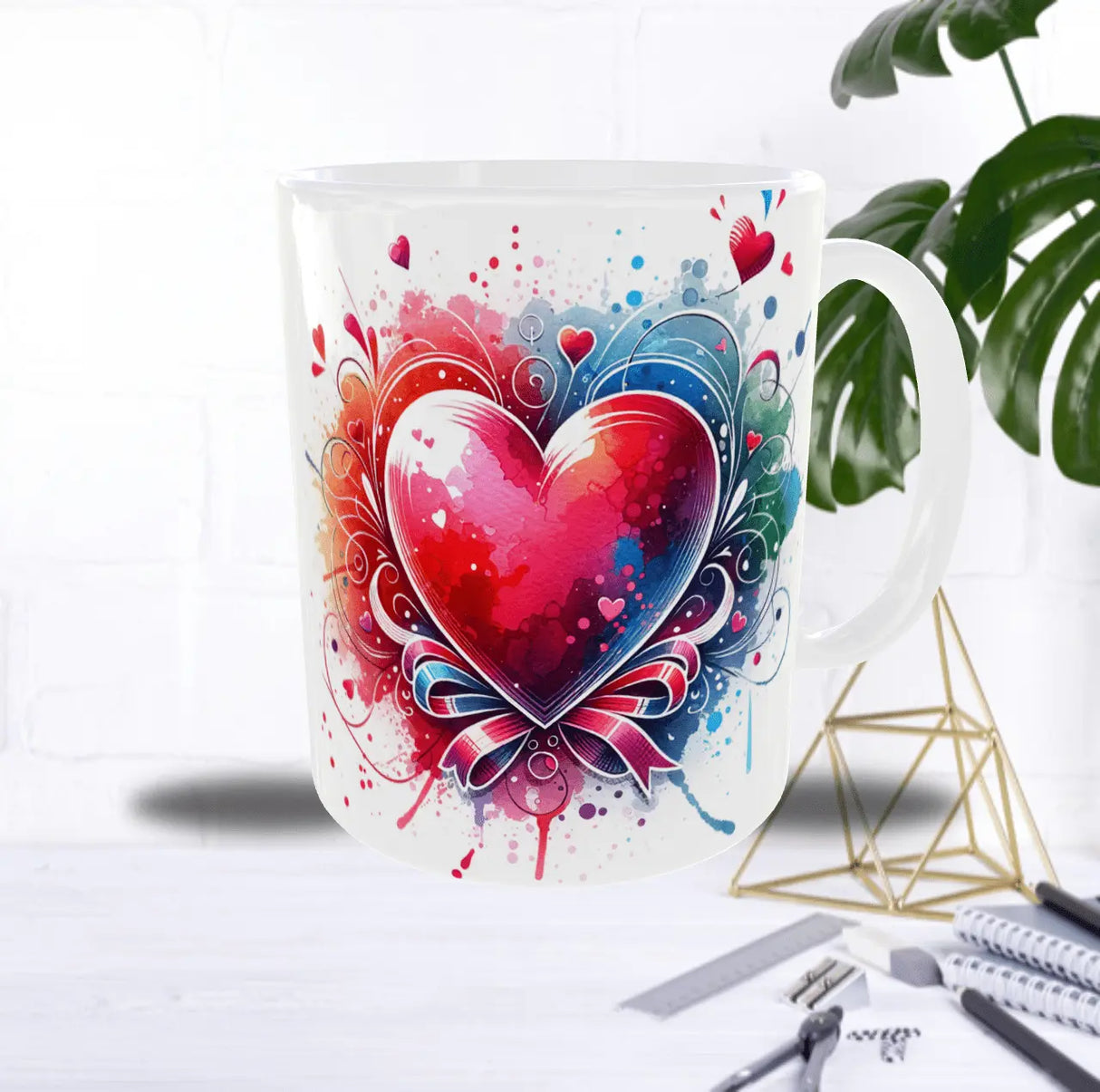 Mug Saint-Valentin “Cœur Éclat d’Amour” – Aquarelle Colorée & Petits Cœurs Sublimation Store