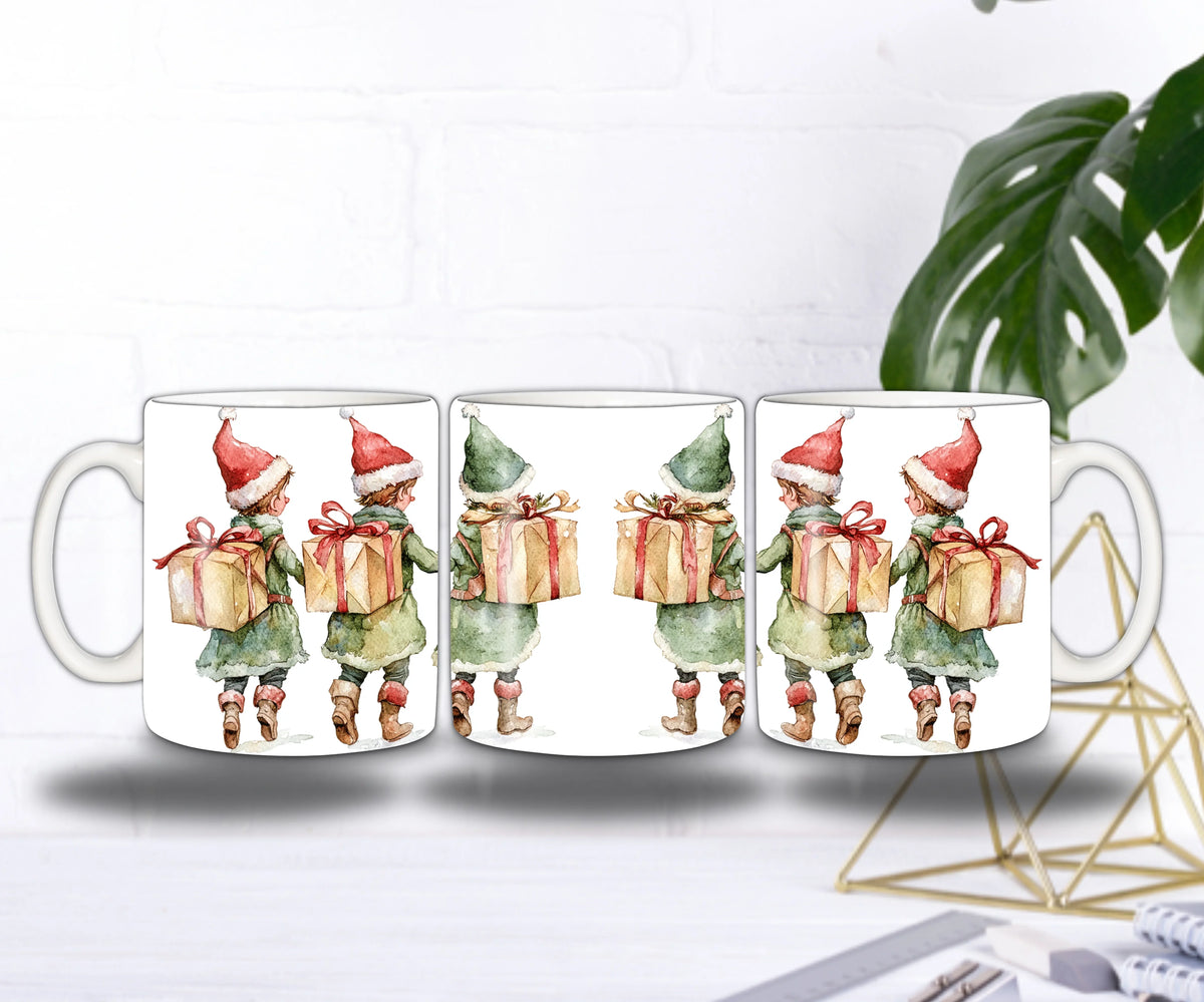 Mug de Noël – Adorables Lutins Porteurs de Cadeaux 🎄