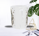 Mug Lion Blanc 3D — L’Éclat du Roi qui Traverse le Mur