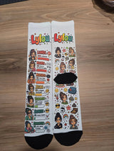 Photo réelle chaussettes personnalisées Humeur de la Semaine prénom Lylou sur parquet – rendu sublimation HD