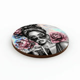 Dessous de Verre Rond Bois & Liège – Femme Glamour & Fleurs (9 cm) – Sublimation Premium Sublimation Store