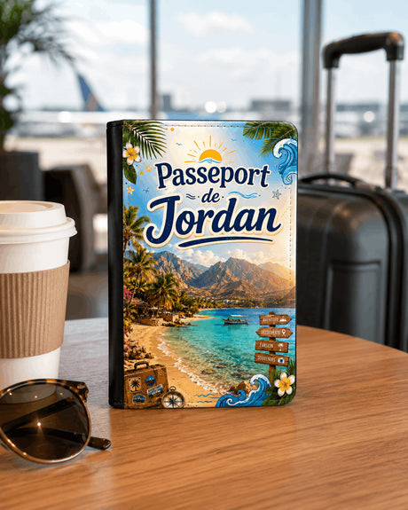 Housse de Passeport Personnalisée – Évasion Tropicale & Aventure – Prénom Inclus Sublimation Store