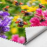 Zoom impression haute définition lingette coccinelles microfibre