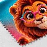 Zoom impression haute définition lingette lion microfibre