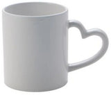 Mug blanc anse cœur