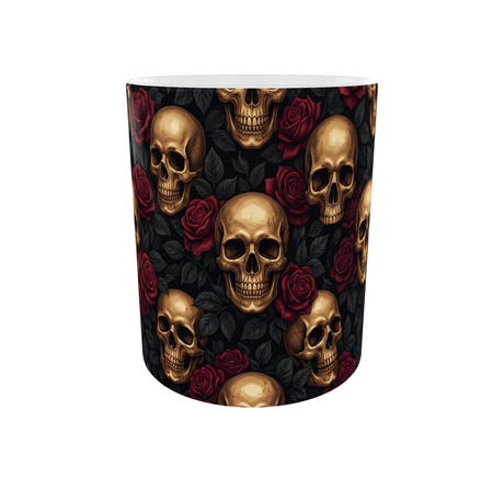 Mug gothique crânes et roses vu de face, motif imprimé sur tout le tour de la céramique, intérieur blanc