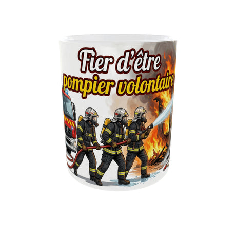 Mug pompier volontaire 11 oz vue de face avec intervention incendie et message Fier d’être pompier volontaire
