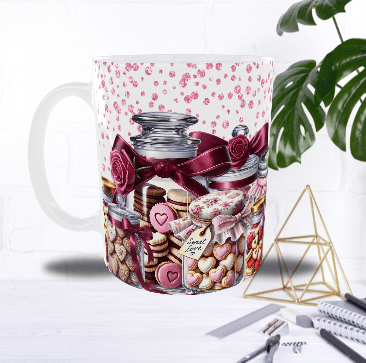 Mug Saint-Valentin – Bonbonnières Remplies d’Amour & Biscuits Cœurs