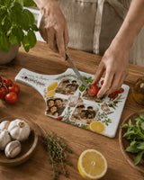 Planche à découper céramique personnalisée 4 photos en cours d'utilisation – découpe de tomates
