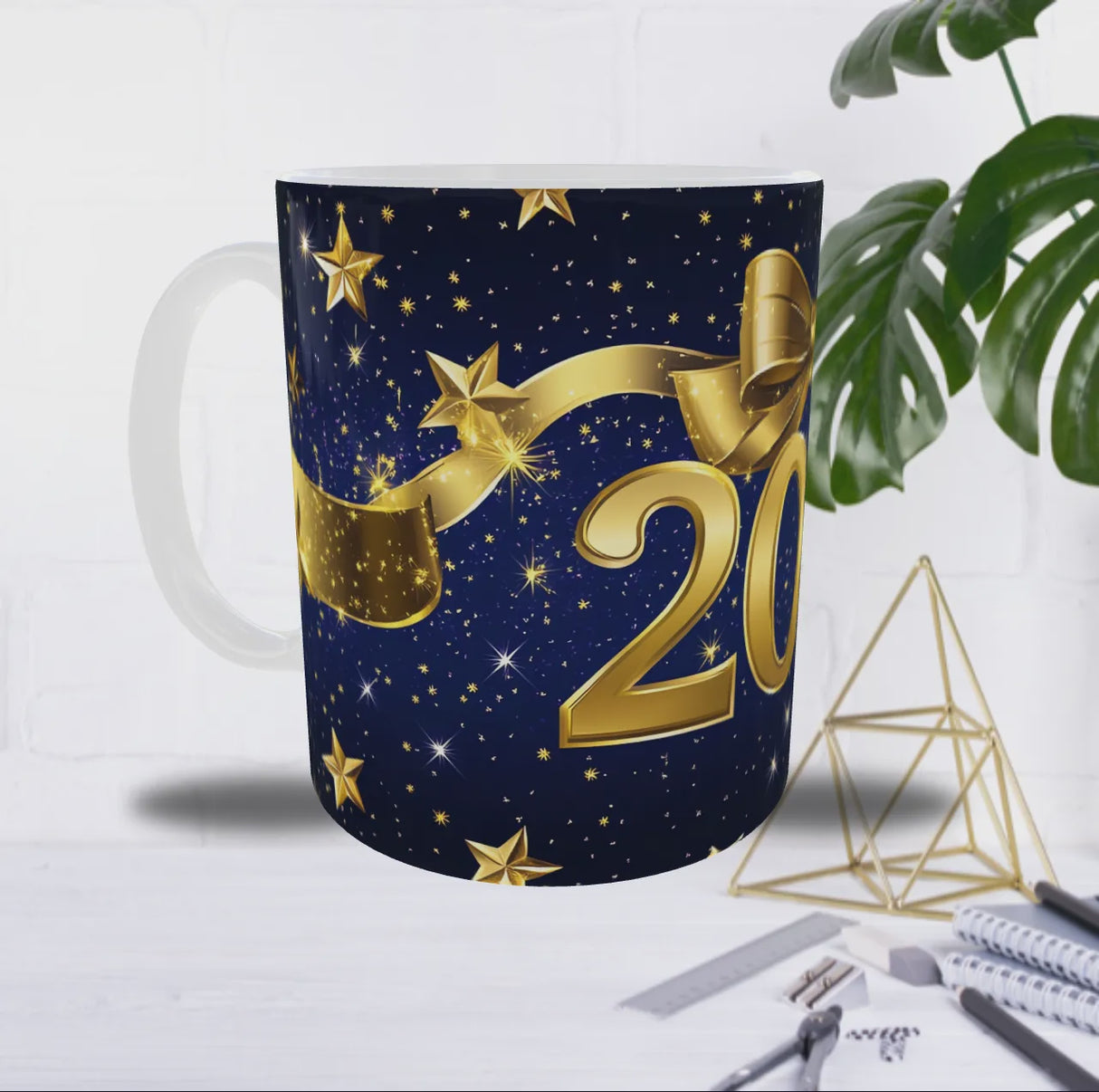 Mug “2026” Bleu Nuit & Or – Étoiles, Ruban Doré et Nœud Chic (Sublimation)