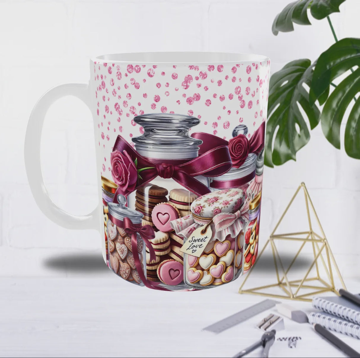 Mug Saint-Valentin – Bonbonnières Remplies d’Amour & Biscuits Cœurs