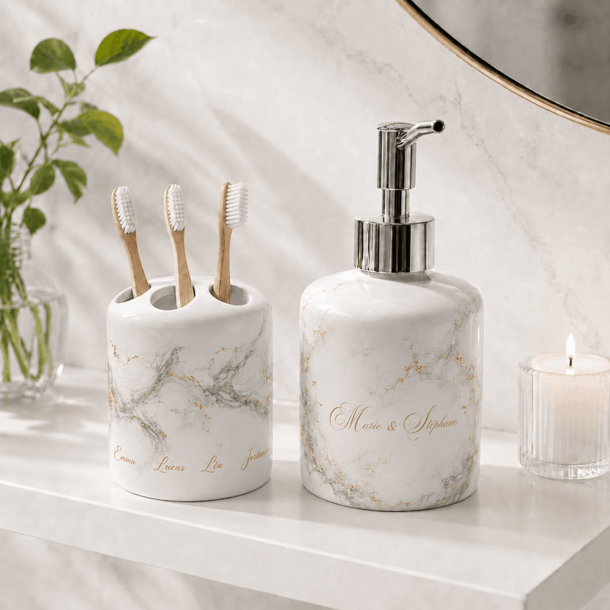 Set salle de bain personnalisé décor marbre et or – distributeur savon et porte-brosse, miroir doré et bougie