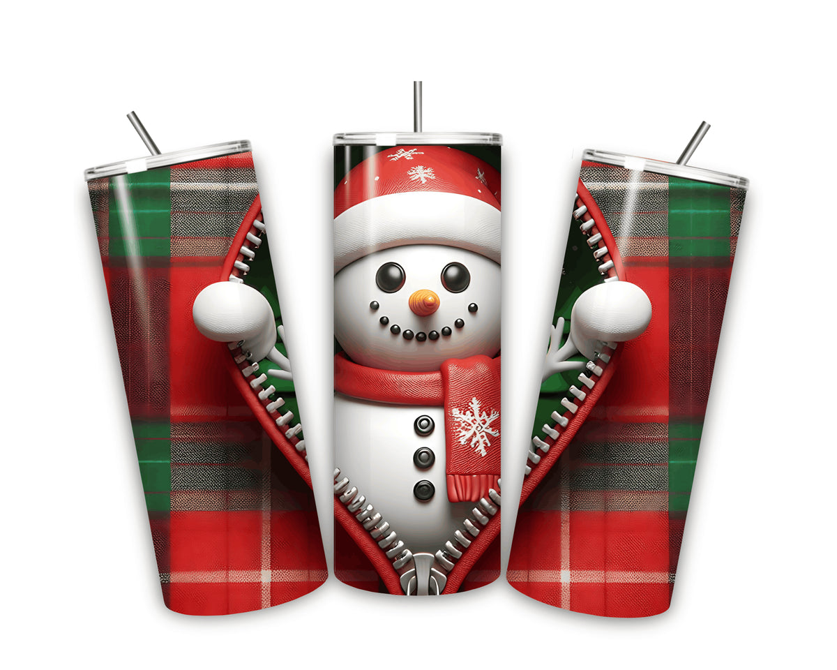 Tumbler 20 oz avec paille, bonhomme de neige en bonnet de Père Noël sortant d’une fermeture éclair sur tartan rouge et vert, trois vues du design complet